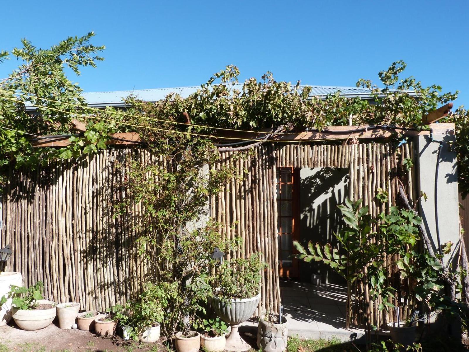 Hannah'S Haven Studio Deluxe - No Loadshedding Apartment Beaufort West Exterior photo