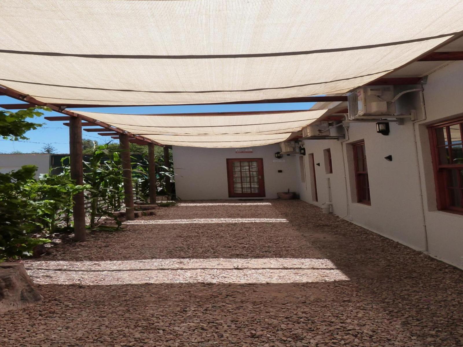 Hannah'S Haven Studio Deluxe - No Loadshedding Apartment Beaufort West Exterior photo